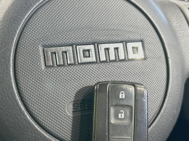 �y�L�[�t���[�V�X�e���z�J�o����|�P�b�g�ɓ��ꂽ�܂܂ł��h�A�̎{���E�������\�ȃX�}�[�g�L�[�𑕔��B�G���W���̃I���E�I�t�����J�M�����o���K�v����������Ƃ��Ă��֗��ł���