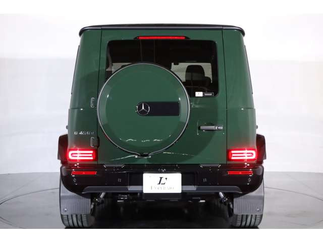 �uG�v���S����u���b�N�h�A�{�^���𑕔��B���肰�Ȃ���p�f�B�e�[�������L�����x�����߂܂��B