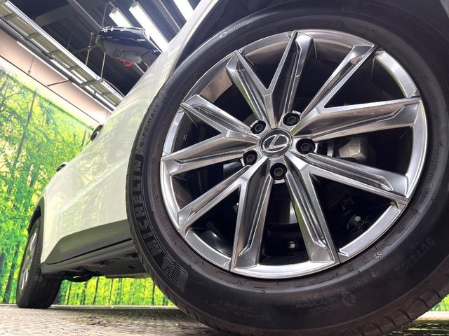 �y�����A���~�z�C�[���z�O�ςɃ}�b�`���������A���~�z�C�[���𑕒����Ă���܂��B�e��ЊO�A���~�z�C�[����A�X�^�b�h���X�^�C�����戵�����Ă���܂��B���񂲑��k����������