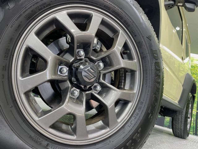 �y����15�C���`�A���~�z�C�[���z�O�ςɃ}�b�`���������A���~�z�C�[���𑕒����Ă���܂��B�e��ЊO�A���~�z�C�[����A�X�^�b�h���X�^�C�����戵�����Ă���܂��B���񂲑��k����������