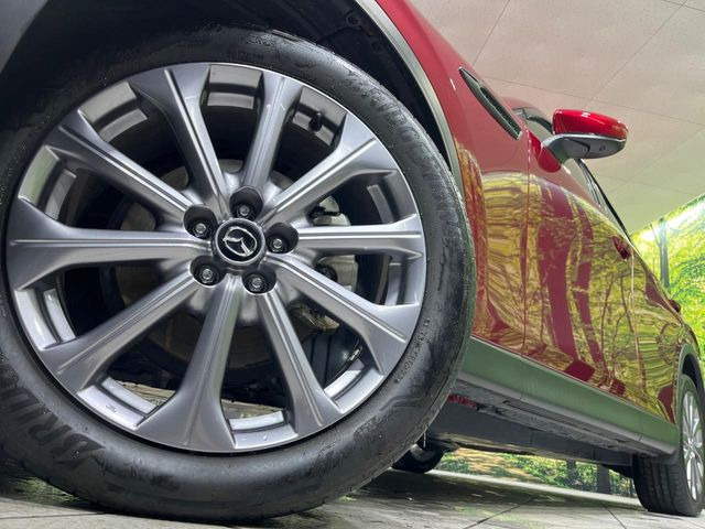 �y����20�C���`�A���~�z�C�[���z�O�ςɃ}�b�`���������A���~�z�C�[���𑕒����Ă���܂��B�e��ЊO�A���~�z�C�[����A�X�^�b�h���X�^�C�����戵�����Ă���܂��B���񂲑��k����������