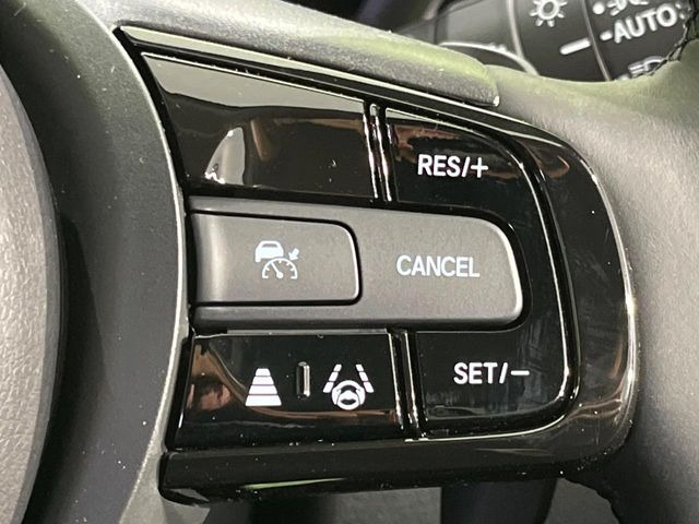 �y�A�_�v�e�B�u�N���[�Y�R���g���[���z�������H�ł̒��������s���y��!!�����ő��x��ۂN���[�Y�R���g���[�����A�Փˌy���V�X�e���ƘA�g���A�O���̎ԗ������m���ĎԊԂ�ۂ悤�ɑ��x���߂��Ă���܂�!!