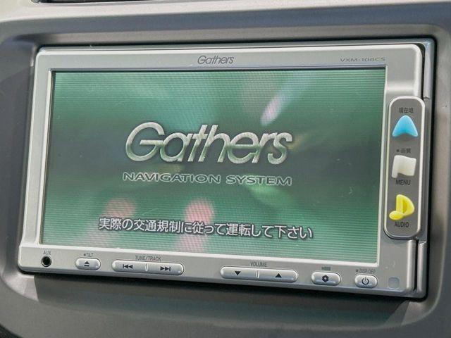 �y�����i�r�z�l�C�̏����i�r�𑕔����Ă���܂��B�i�r�̎g���₷���͂������A�I�[�f�B�I�@�\���[��!�L�����v�◷�s�͂������A�ʋ΂┃�����ȂǕ��i�̃h���C�u���y�����Ȃ�͂���