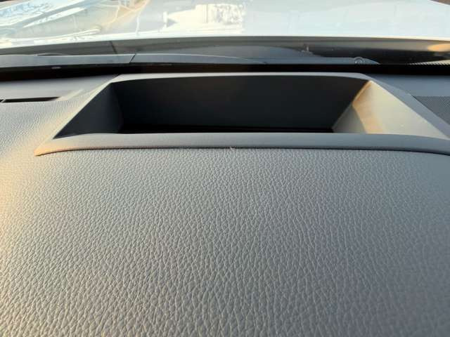 �J���[�w�b�h�A�b�v�f�B�X�v���C(���s�ɕK�v�ȏ����t�����g�K���X�ɉf���o���܂�)