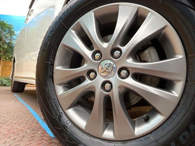 �y����16�C���`�A���~�z�C�[���z�O�ςɃ}�b�`���������A���~�z�C�[���𑕒����Ă���܂��B�e��ЊO�A���~�z�C�[����A�X�^�b�h���X�^�C�����戵�����Ă���܂��B���񂲑��k����������