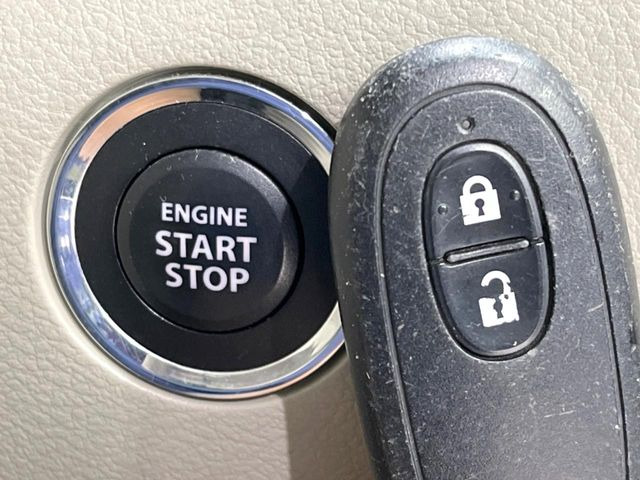 �y�L�[���X�X�^�[�g�V�X�e���z�J�o����|�P�b�g�ɓ��ꂽ�܂܂ł��h�A�̎{���E�������\�ȃX�}�[�g�L�[�𑕔��B�G���W���̃I���E�I�t�����J�M�����o���K�v����������Ƃ��Ă��֗��ł���