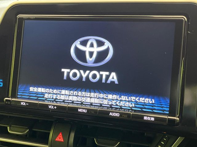 �y�����i�r�z�l�C�̏����i�r�𑕔����Ă���܂��B�i�r�̎g���₷���͂������A�I�[�f�B�I�@�\���[��!�L�����v�◷�s�͂������A�ʋ΂┃�����ȂǕ��i�̃h���C�u���y�����Ȃ�͂���