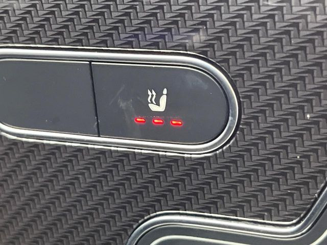 ���t�����g�V�[�g�q�[�e�B���O:�^�]�ȁE����ȋ��ɎO�i�K�Œ��߂��\�ȃV�[�g�q�[�^�[�𑕔����Ă���܂��B�G�߂��킸���K�ɂ��g�p���������܂��B