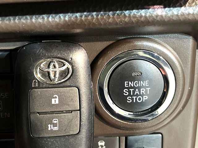 �y�X�}�[�g�L�[�z�J�o����|�P�b�g�ɓ��ꂽ�܂܂ł��h�A�̎{���E�������\�ȃX�}�[�g�L�[�𑕔��B�G���W���̃I���E�I�t�����J�M�����o���K�v����������Ƃ��Ă��֗��ł���