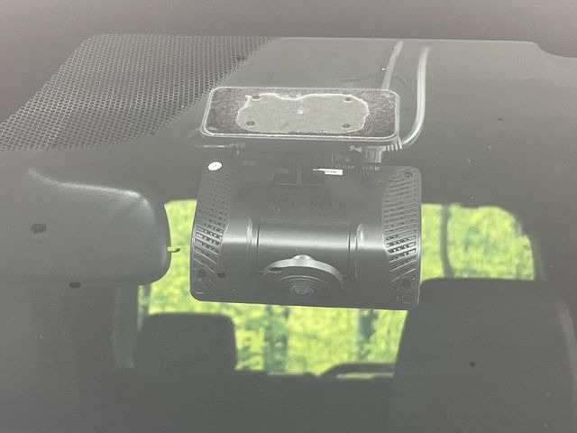 �y�h���C�u���R�[�_�[�z�h���C�u���R�[�_�[����!���s���͂������A������^�]�⎖�̂ɑ��������ہA�f���ŋL�^���A����̃��X�N�ɔ����܂��B���L�^�pSD�J�[�h�͂��q�l�����g�ł��������������K�v������܂��B