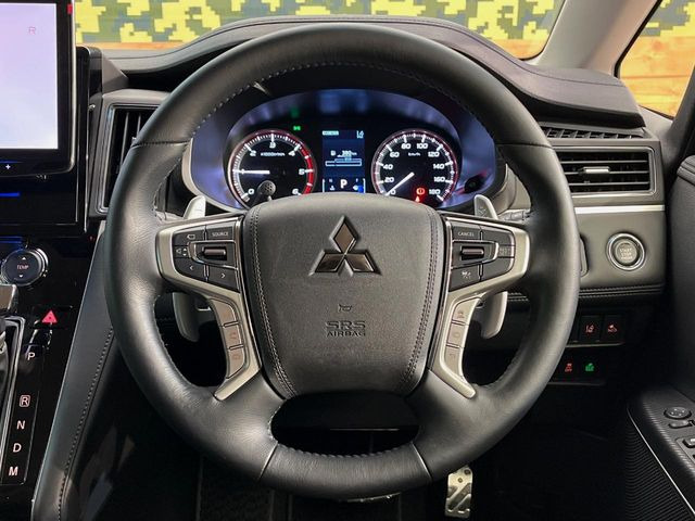 �y�����v�����X�e�A�����O�z�㎿�Ȋv���g�p���邱�ƂŁA��ɂ����������݂ƂĂ��^�]���₷���n���h���ł���