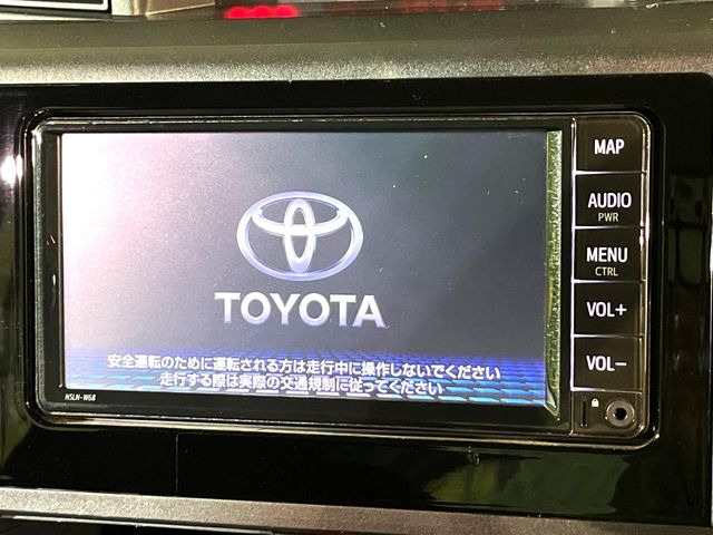 �y�����i�r�z�l�C�̏����i�r�𑕔����Ă���܂��B�i�r�̎g���₷���͂������A�I�[�f�B�I�@�\���[��!�L�����v�◷�s�͂������A�ʋ΂┃�����ȂǕ��i�̃h���C�u���y�����Ȃ�͂���