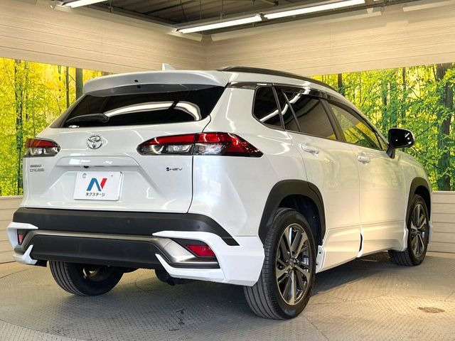 ��D�]�𒸂��Ă���܂��{�f�B�̒e�X�v���b�V���R�[�g���D�]��t���B�ʏ�̃K���X�R�[�g�ƈقȂ�A�ϋv�N��6�N�̖��@���K���X�R�[�e�B���O���A�{�f�B���L���C�ȏ�Ԃɕۂ��Ă���܂��B