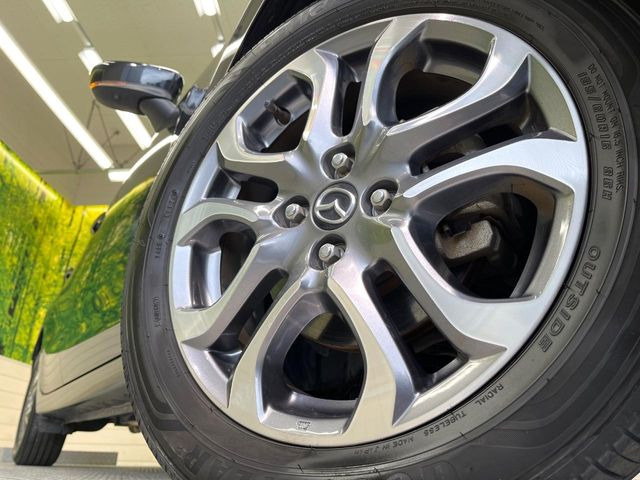 �y����16�C���`�A���~�z�C�[���z�O�ςɃ}�b�`���������A���~�z�C�[���𑕒����Ă���܂��B�e��ЊO�A���~�z�C�[����A�X�^�b�h���X�^�C�����戵�����Ă���܂��B���񂲑��k����������