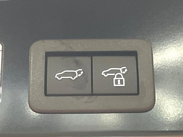 �y�p���[�o�b�N�h�A�z�X�}�[�g�L�[��^�]�Ȃ̃{�^�������������Ń��A�Q�[�g�������ŊJ���܂�!�ו��������Ă��鎞��A�����ʒu�ɂ���o�b�N�h�A��߂�ۂɕ֗��ȋ@�\�ł���