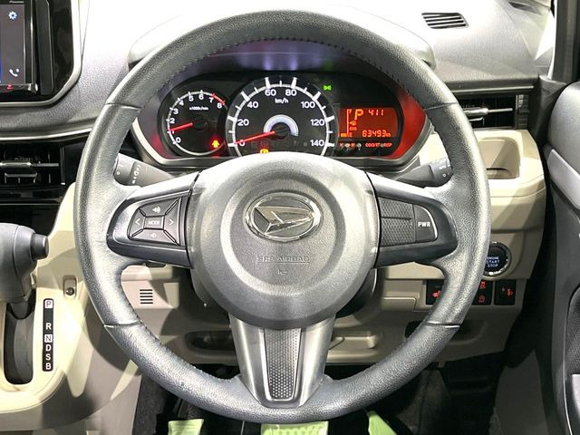 �y�����v�����X�e�A�����O�z�㎿�Ȋv���g�p���邱�ƂŁA��ɂ����������݂ƂĂ��^�]���₷���n���h���ł���