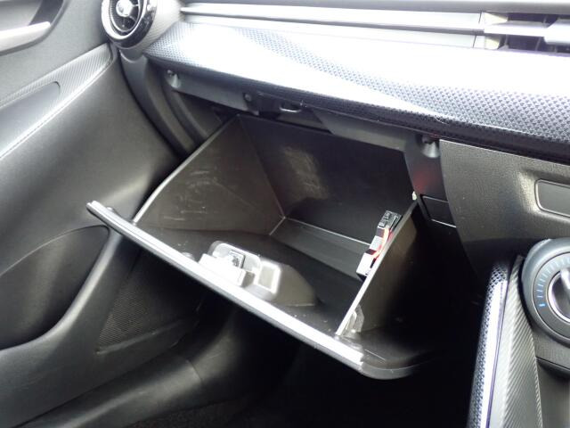 ���[�����Ղ�O���[�u�{�b�N�X�B