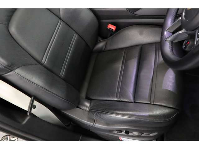 �E�u���b�N�y�C���g�T�C�h�E�C���h�E�g�����E�u���b�N�X�|�[�c�e�[���p�C�v�EPDLS�tLED�w�b�h���C�g�E�p�m���~�b�N�X���C�f�B���O���[�t