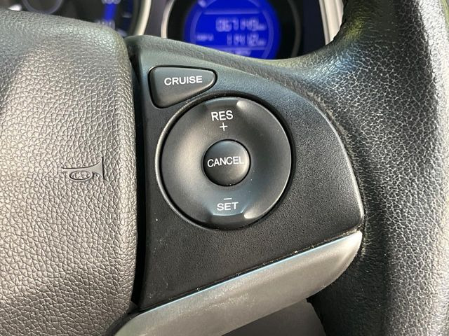 �y�N���[�Y�R���g���[���z�������H�����N���N���s�B�A�N�Z���𗣂��Ă���葬�x�ő��s���ł��A�������^�]���̕��S���y��!�����E�������ȒP�ȃX�C�b�`����Œ����ł��܂��B