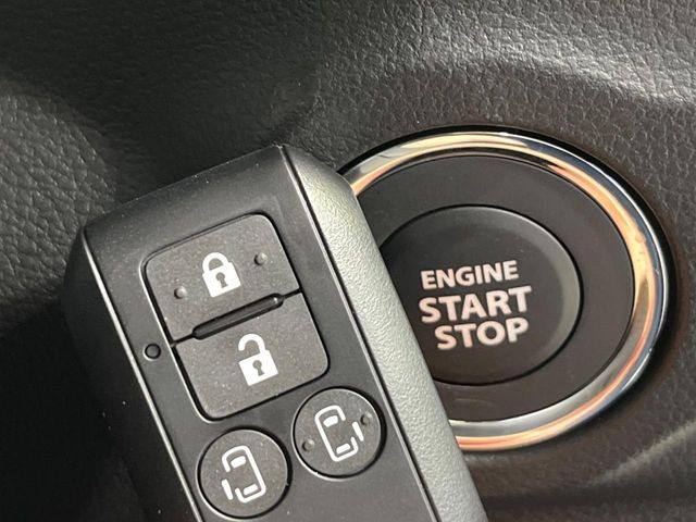 �y�L�[���X�X�^�[�g�V�X�e���z�J�o����|�P�b�g�ɓ��ꂽ�܂܂ł��h�A�̎{���E�������\�ȃX�}�[�g�L�[�𑕔��B�G���W���̃I���E�I�t�����J�M�����o���K�v����������Ƃ��Ă��֗��ł���