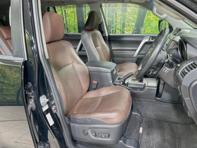 �y�u���E�����U�[�V�[�g�z�f�U�C�����������A�������̂��钃�v�V�[�g�B��ɑ̂ɐG��镔��������A����S�n�̗ǂ��ɂ͂�����肽���ł��ˁ􉘂�̕t����򉻂�}����������R�[�e�B���O�{�H�����X�X���ł����