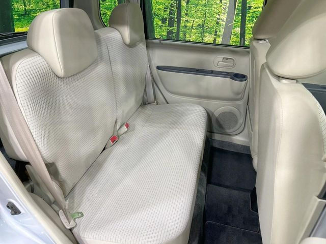 �L�X�Ƃ���2��ڃV�[�g�͋��Z���������A���S�n�����K!�F�B��Ƒ��Ƃ̂��o�����ɂ҂�����ł��B�x�r�[�V�[�g��`���C���h�V�[�g�g�p�������K�ɂ��߂�������������\���ȋ�Ԃ��m�ۂ��Ă��܂��B