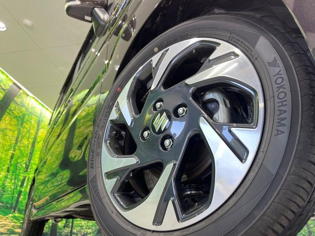 �y����15�C���`�A���~�z�C�[���z�O�ςɃ}�b�`���������A���~�z�C�[���𑕒����Ă���܂��B�e��ЊO�A���~�z�C�[����A�X�^�b�h���X�^�C�����戵�����Ă���܂��B���񂲑��k����������