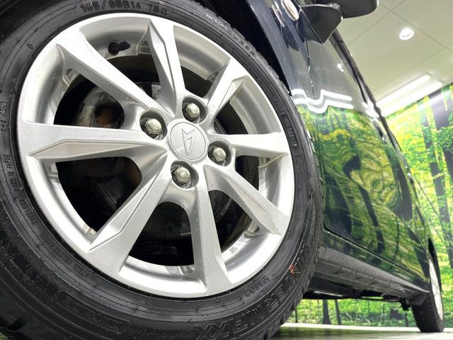 �y����14�C���`�A���~�z�C�[���z�O�ςɃ}�b�`���������A���~�z�C�[���𑕒����Ă���܂��B�e��ЊO�A���~�z�C�[����A�X�^�b�h���X�^�C�����戵�����Ă���܂��B���񂲑��k����������