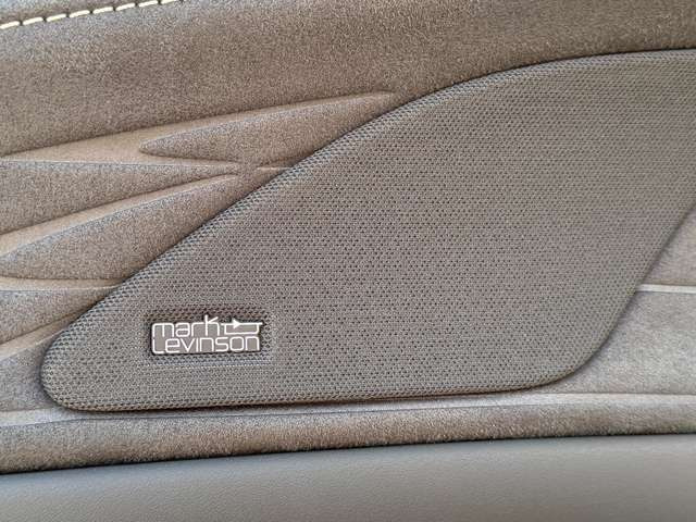 �y�I�v�V�����z�}�[�N���r���\���v���~�A���T�E���h�B