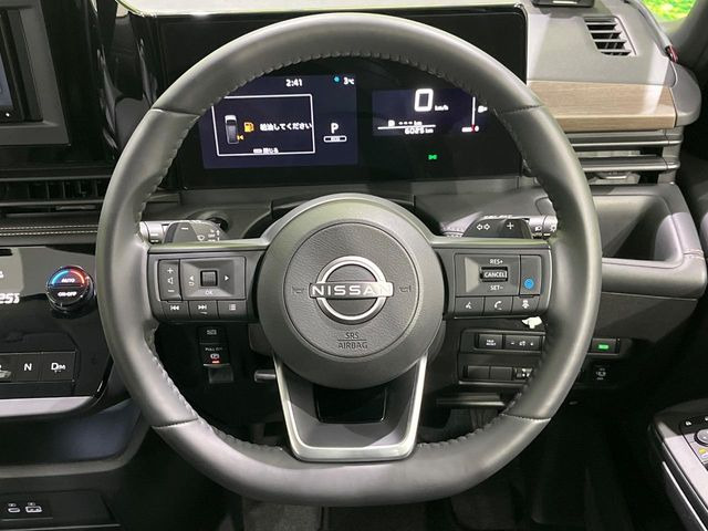 �y�����v�����X�e�A�����O�z�㎿�Ȋv���g�p���邱�ƂŁA��ɂ����������݂ƂĂ��^�]���₷���n���h���ł���