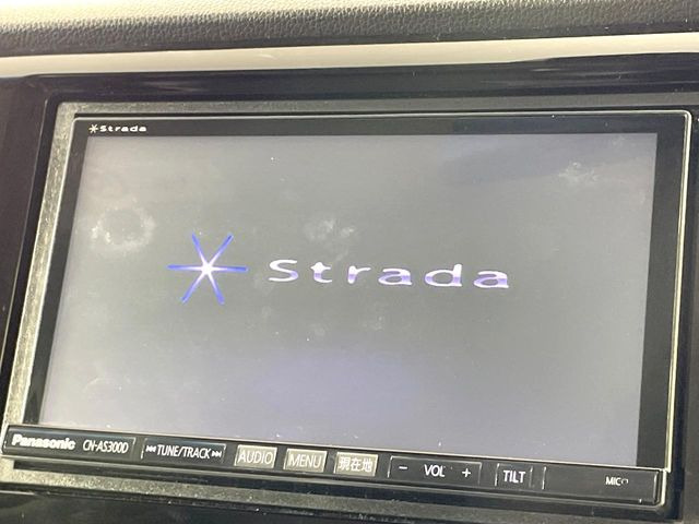 �y�i�r�Q�[�V�����z�g���₷���i�r�ŖړI�n�܂ł�������ē����Ă���܂��B�e��I�[�f�B�I�Đ��@�\���[�����Ă���A���Ԃ̉^�]������Ɋy�����Ȃ�܂�!!