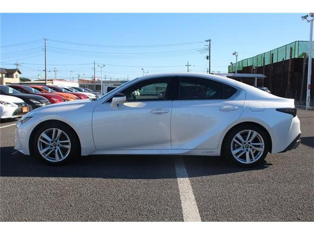 ���Ǝҗl�ւ̔̔��͂��f�肳���Ă��������܂��B �Ԍ������ԗ��̏ꍇ�́A�Ԍ����擾�������x�������z�ŕ\�����Ă���܂��B