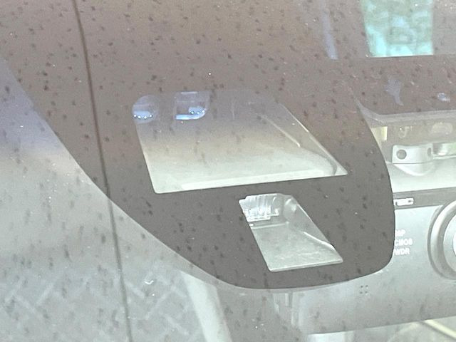 �y�V�e�B�u���[�L�A�N�e�B�u�V�X�e���z�ᑬ���s���ɑO���̎ԗ�����F�����A�Փ˂������Ȏ��͌x��ƃu���[�L�ŏՓˉ���Ɣ�Q�y�����A�V�X�g�B�����S�Ƀh���C�u�����y���݂��������܂��B