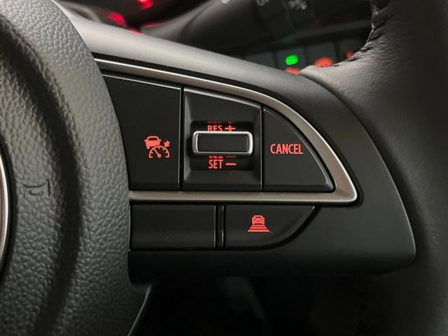 �y�X�Y�L �Z�[�t�e�B�T�|�[�g�z���s���ɑO���̎ԗ�����F�����A�Փ˂������Ȏ��͌x��ƃu���[�L�ŏՓˉ���Ɣ�Q�y�����A�V�X�g�B�����S�Ƀh���C�u�����y���݂��������܂��B