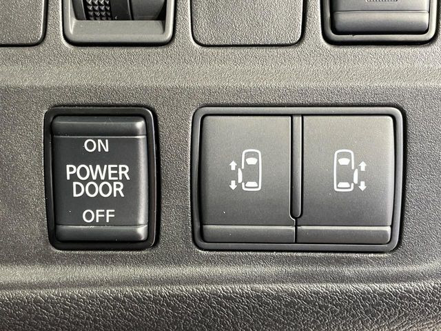 �y�����p���[�X���C�h�h�A�z�X�}�[�g�L�[��^�]�Ȃ̃X�C�b�`�Ō�ȗ����X���C�h�h�A�̊J���\���d��������͂����ăh�A���J����K�v�������A�����Ȃ��q�l�ł��ȒP�ɊJ���߂ł����K�ł���