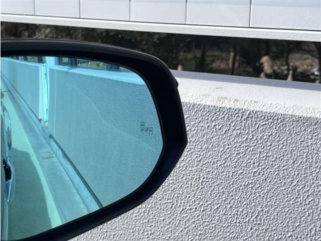 ハリアー2.5 ハイブリッド E-Four Z 4WD