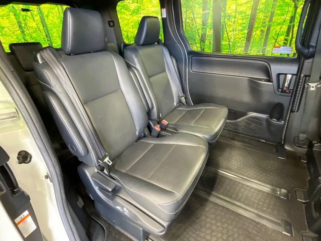 ���ڒ����̓E�H�[�N�X���[�ƂȂ��Ă���܂��B���ڂƎO��ڂ̈ړ�����~�肪�Ƃ��Ă��y�ɂȂ�̂ŁA���~��̍ۂ��X�g���X�������邱�Ƃ͂���܂����