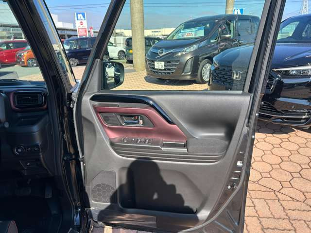 ���W����ɂ͍��i���̒��ÎԂ�V�Ԃ��������ł����W���䐔100��̑�^�W����֐��񂲗��X����������