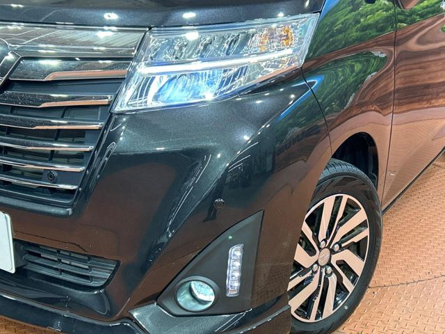 �yLED�w�b�h���C�g�z���V����ԑ��s�����ǍD�Ȏ��E���m�ۂ����S���ĉ^�]�ł��鍂�P�xLED�w�b�h���C�g�𑕔�!�_�����x�������A����d�͂��}�����Ă��܂��B