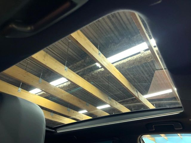 �y�K���X���[�t�z�K���X���[�t���ڂŎԓ��̉��������C�ɃA�b�v!�J���I�ȃh���C�u�����y���݂��������܂��B