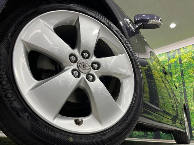 �y����17�C���`�A���~�z�C�[���z�O�ςɃ}�b�`���������A���~�z�C�[���𑕒����Ă���܂��B�e��ЊO�A���~�z�C�[����A�X�^�b�h���X�^�C�����戵�����Ă���܂��B���񂲑��k����������