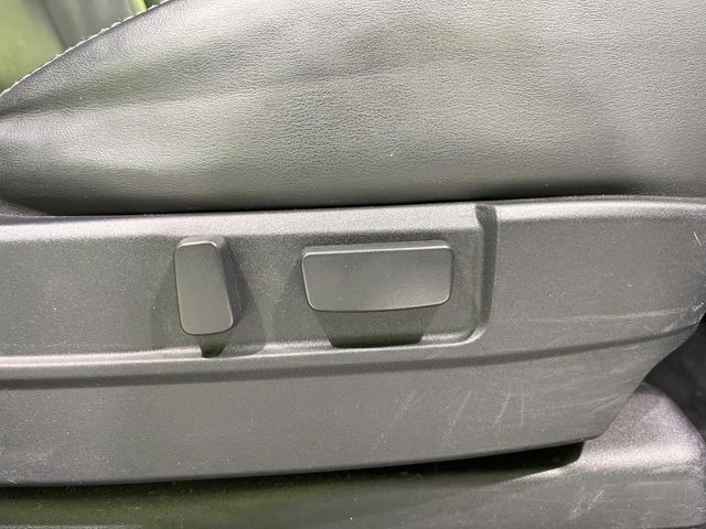 �y�p���[�V�[�g�z�X�C�b�`��ŊȒP�ɃV�[�g�̔��������\!�d��������͂�����܂���!���K�ȃV�[�g�|�W�V�����ɃZ�b�g���āA���K�ȃh���C�u�����y���݂��������B