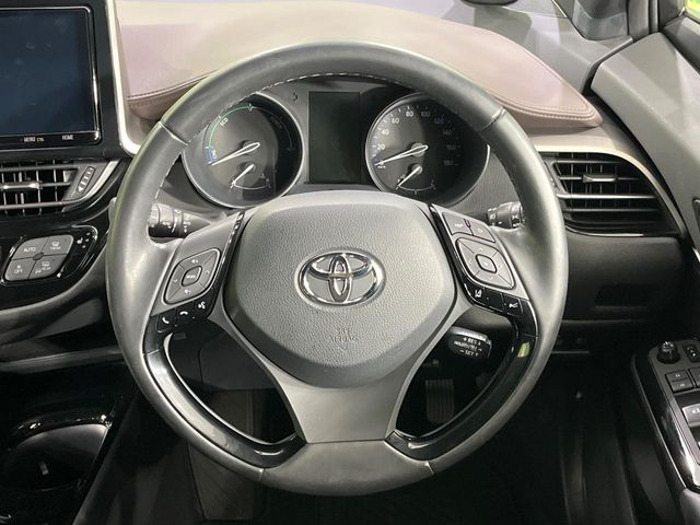 �y�����v�����X�e�A�����O�z�㎿�Ȋv���g�p���邱�ƂŁA��ɂ����������݂ƂĂ��^�]���₷���n���h���ł���