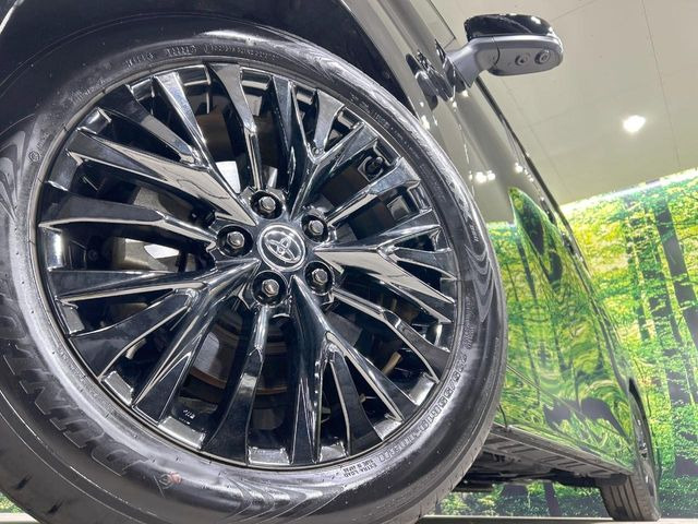 �y����19�C���`�A���~�z�C�[���z�O�ςɃ}�b�`���������A���~�z�C�[���𑕒����Ă���܂��B�e��ЊO�A���~�z�C�[����A�X�^�b�h���X�^�C�����戵�����Ă���܂��B���񂲑��k����������