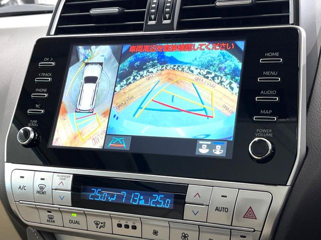 �y�p�m���~�b�N�r���[���j�^�[�z��p�̃J�����ɂ��A�ォ�猩���낵���悤�Ȏ��_��360�x�N���}�̎��͂��m�F���邱�Ƃ��ł��܂������p�������m�F���₷���A�����ꏊ�ł̐؂�Ԃ��⒓�Ԃ��X���[�Y�ɍs���܂��B