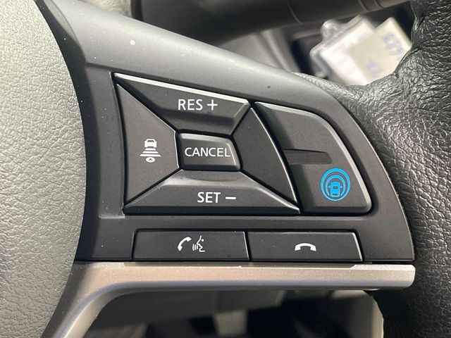 �y�v���p�C���b�g�z�������H�ł̒��������s���y��!!�a�؎��Ə��񑖍s�̃V�[���ŁA�A�N�Z���E�u���[�L�E�X�e�A�����O�������Ő��䂵�A�������^�]�̕��S���y�����Ă���܂���