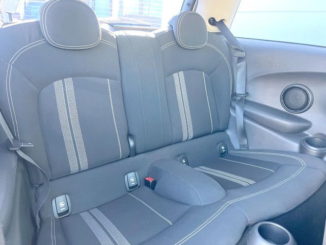 ���㕔���Ȃ��C�ɂȂ�悤�ȃL�Y�E�����ւ��蓙�A�傫�ȃ_���[�W�͂Ȃ��A�ǍD�ȏ�Ԃł��B