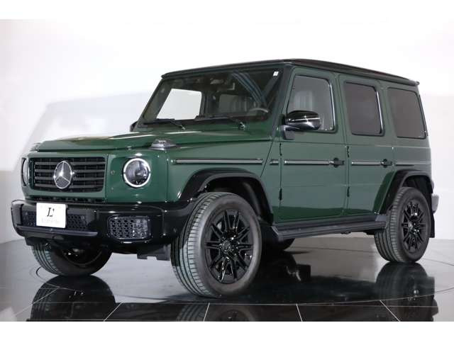 AMG���C���p�b�P�[�W�����B20�C���`AMG�z�C�[��(RN8)���������������߁A���͂���X�^�C�������o�B