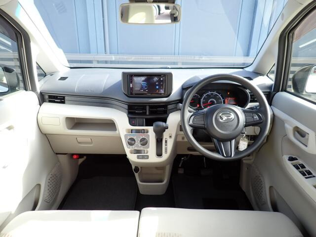 �C���p�l�摜�ɂȂ�܂��B�ԓ��͐��Ǝ҂ɂĎ����N���[�j���O�{�H�ς݂Ȃ̂ŁA��ϐ����ł��B