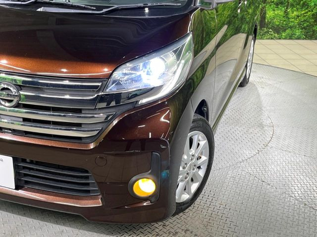 �yLED�w�b�h���C�g�z���V����ԑ��s�����ǍD�Ȏ��E���m�ۂ����S���ĉ^�]�ł��鍂�P�xLED�w�b�h���C�g�𑕔�!�_�����x�������A����d�͂��}�����Ă��܂��B